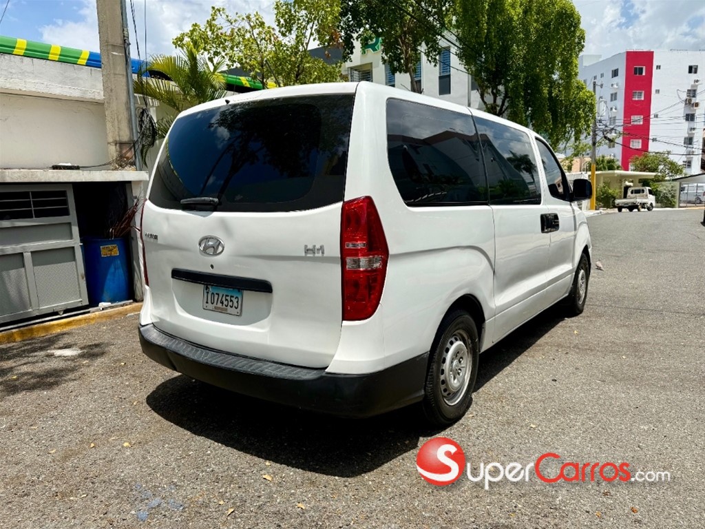 2017 Hyundai H 1 — foto 9 / 12