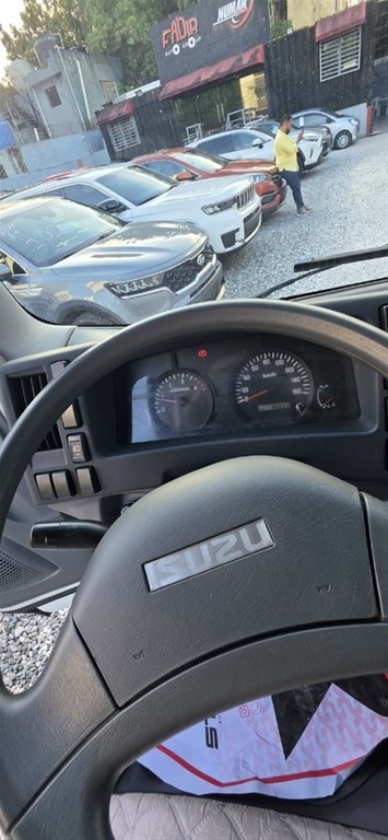 2022 Isuzu ELF — foto 7 / 12