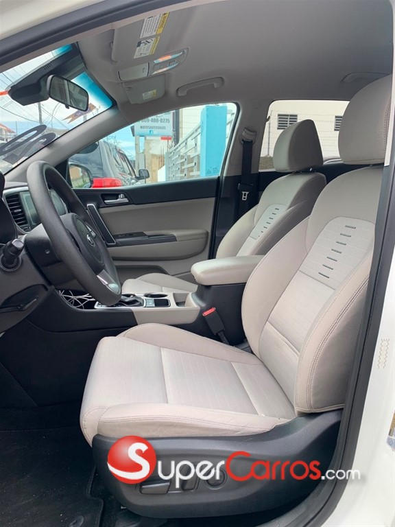 2020 Kia Sportage LX — foto 7 / 10