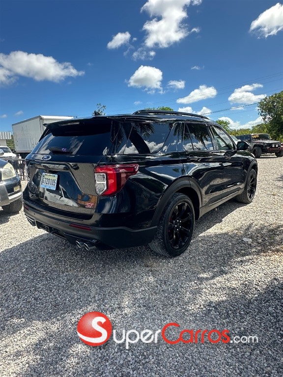 2020 Ford Explorer ST — foto 5 / 10