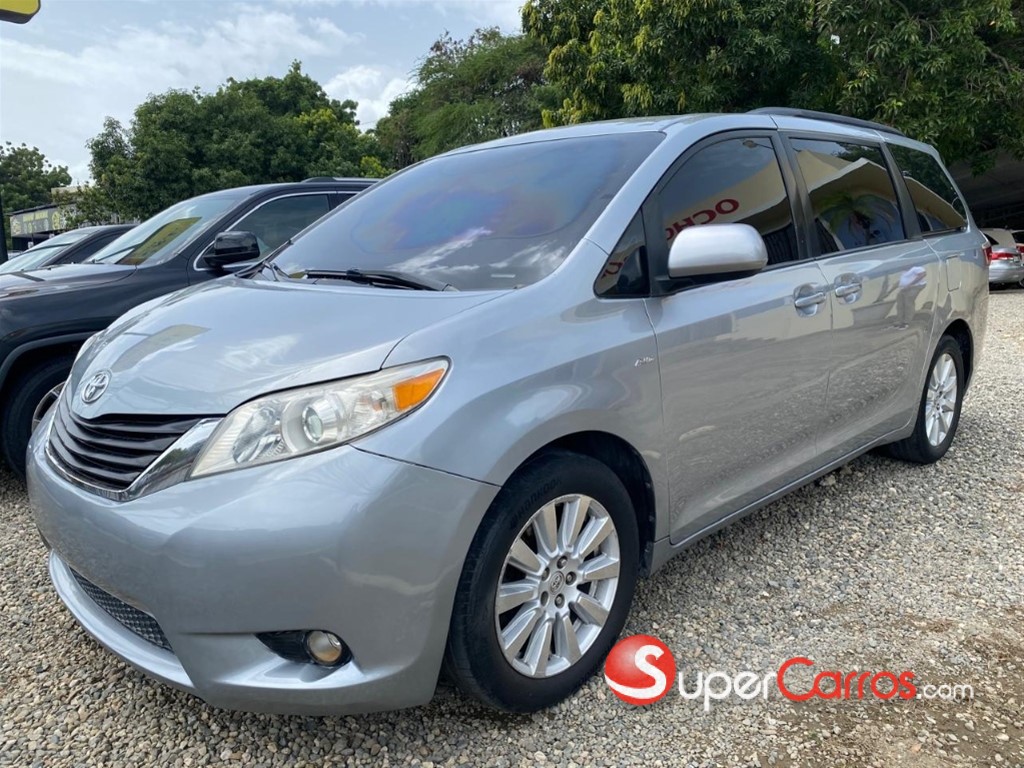2018 Toyota Sienna LE — foto 11 / 12
