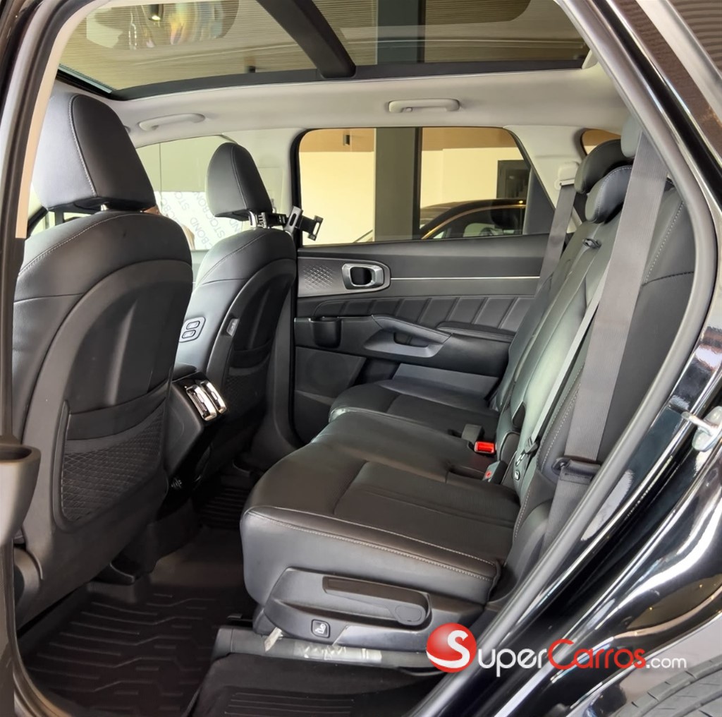 2025 Kia Sorento — foto 7 / 12