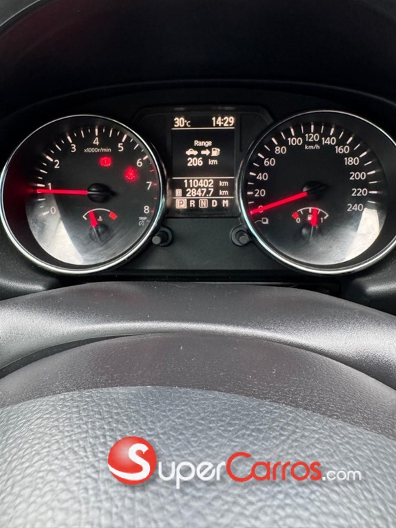 2015 Nissan Qashqai — foto 7 / 11