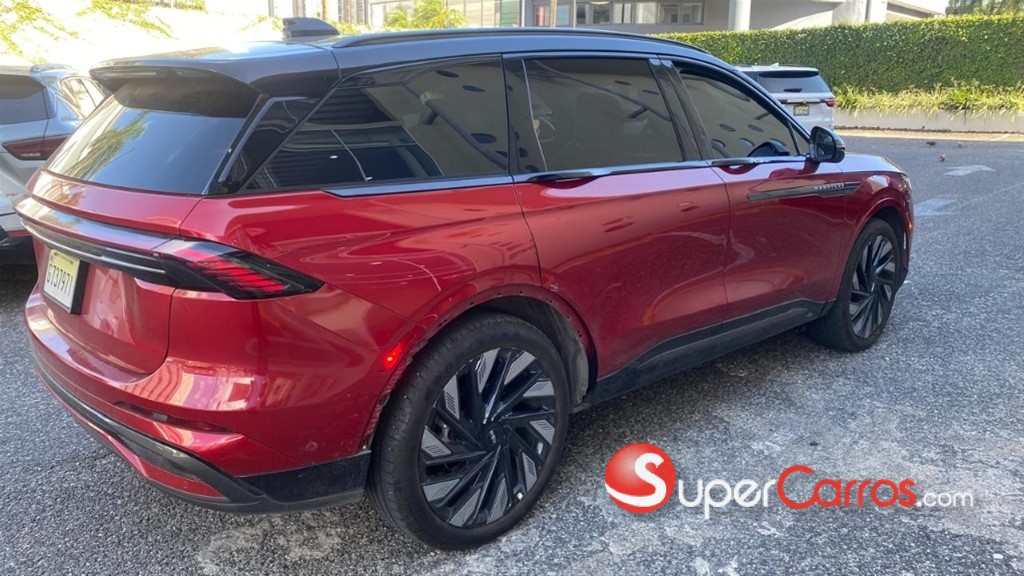 2024 Lincoln Nautilus — foto 3 / 10