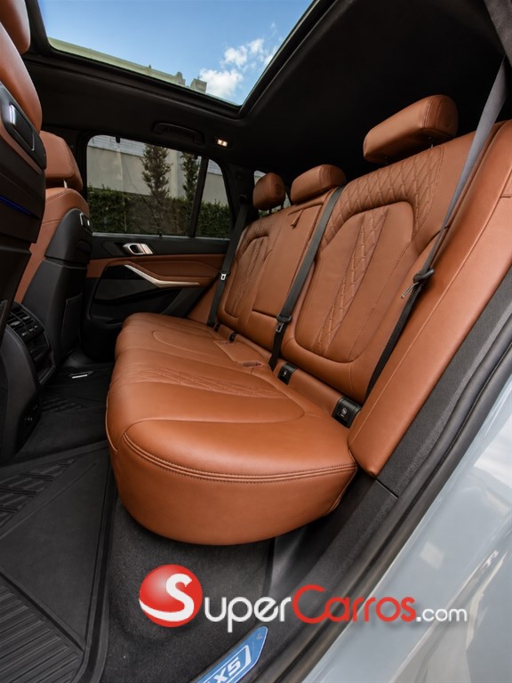 2024 BMW X 5 SDRIVE 40i — foto 9 / 12