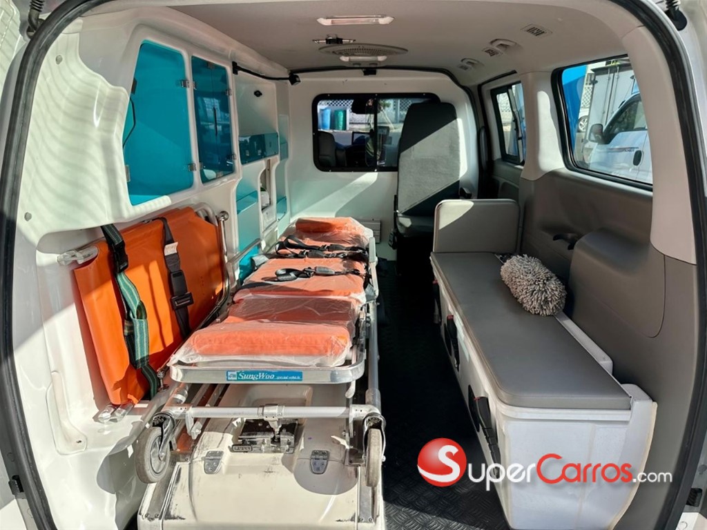 2016 Hyundai Grand Starex AMBULANCIA — foto 3 / 7