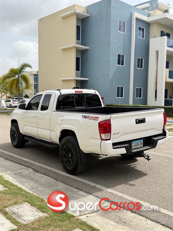 2019 Toyota Tacoma — foto 4 / 10