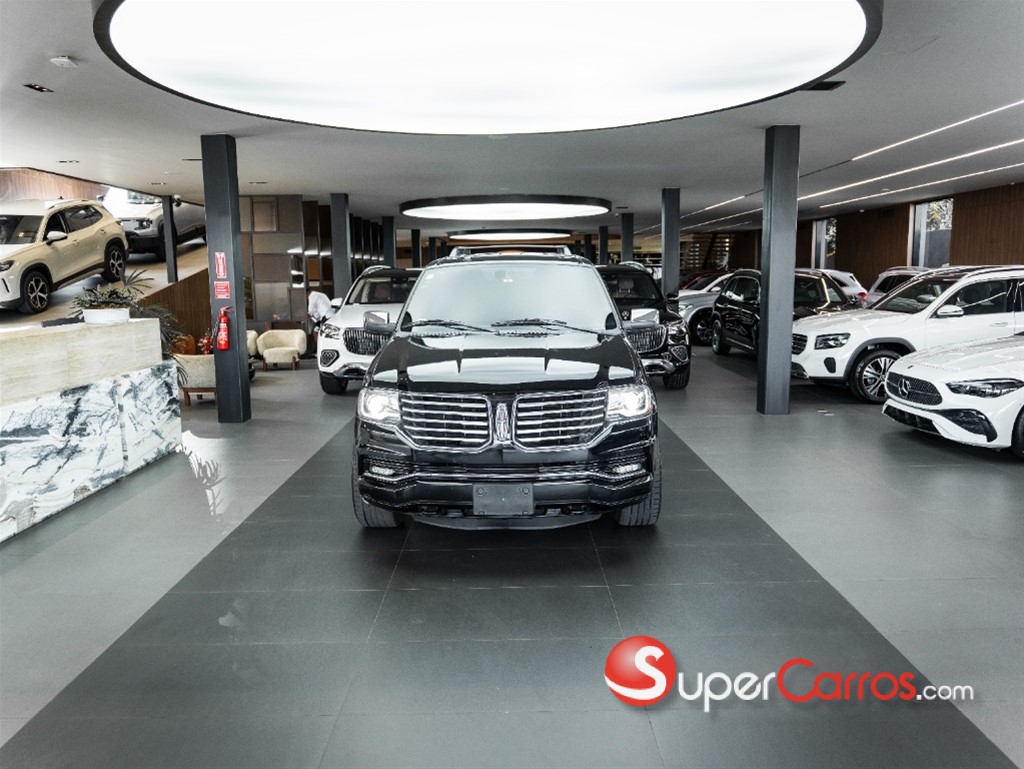 2016 Lincoln Navigator — foto 7 / 11