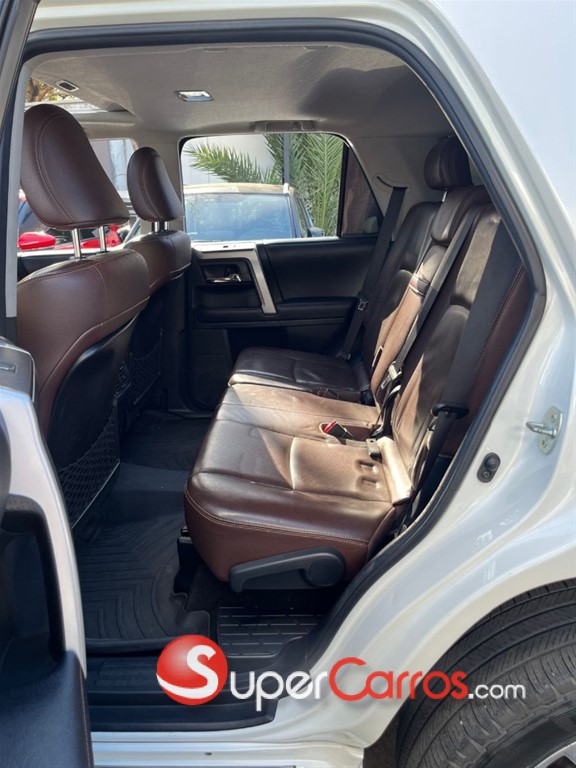 2017 Toyota 4 Runner Limited — foto 5 / 11