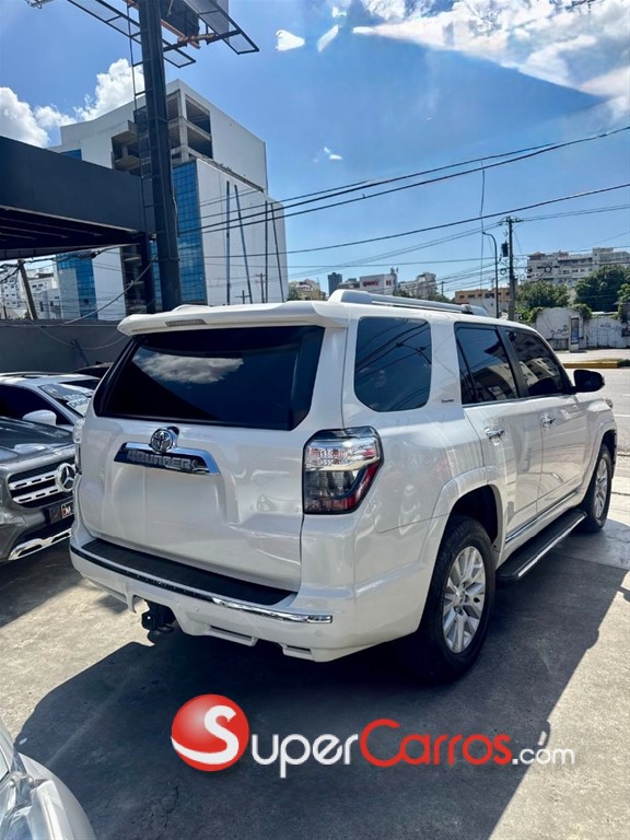 2017 Toyota 4 Runner Limited — foto 10 / 11