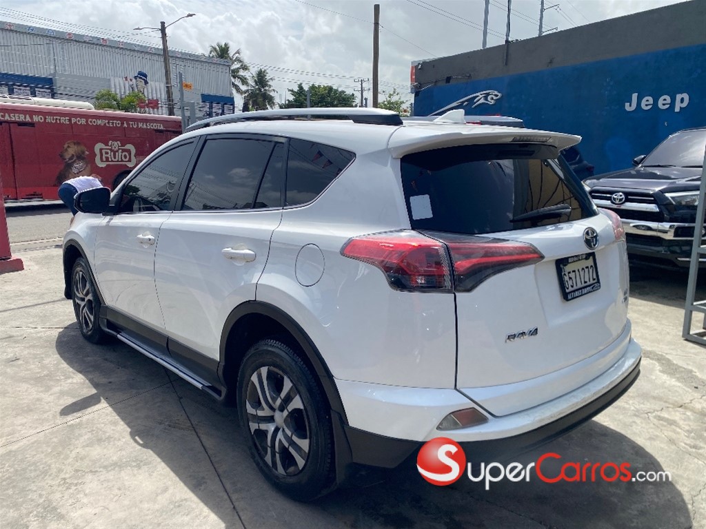 2017 Toyota RAV4 LE — foto 6 / 11
