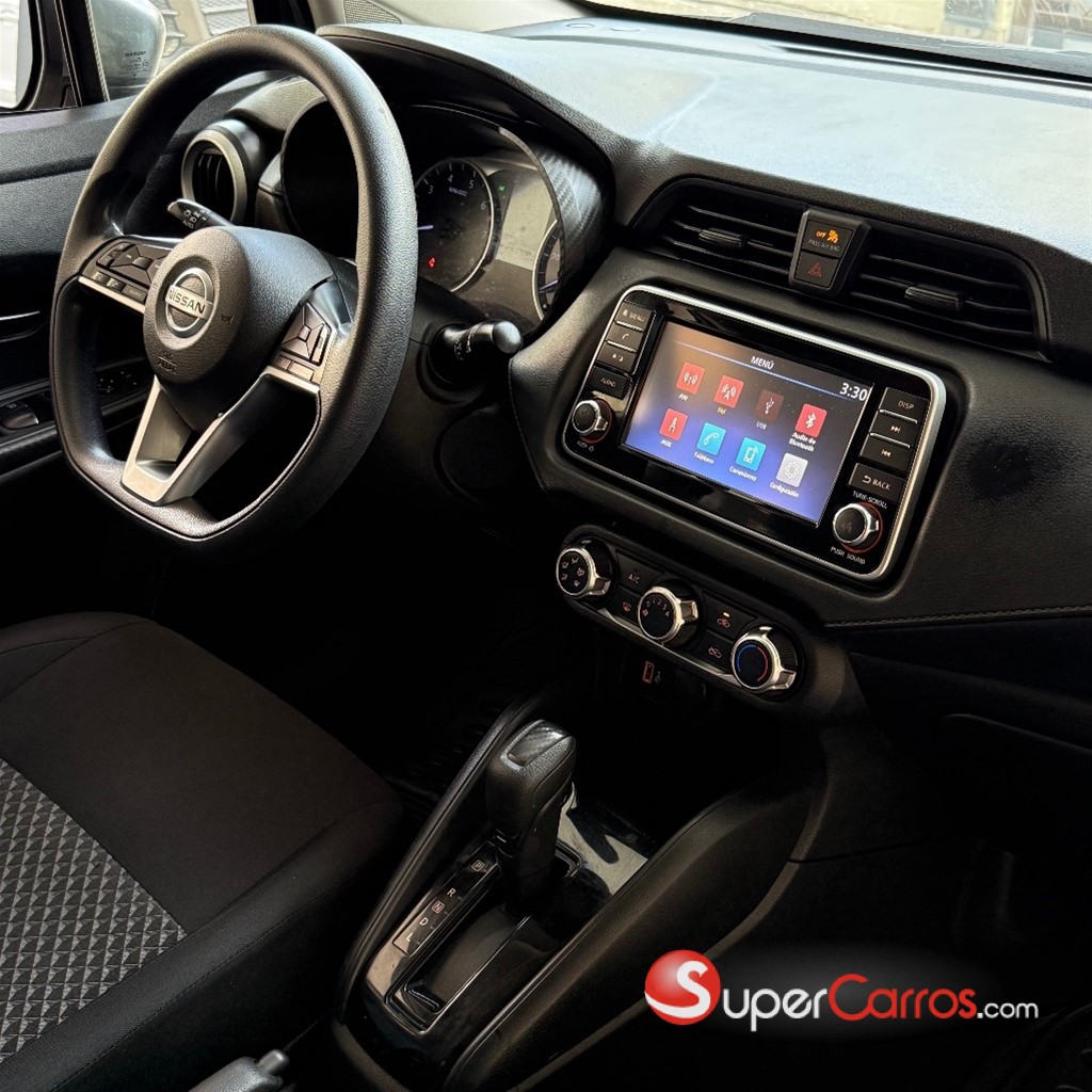 2021 Nissan Versa S Plus — foto 8 / 12