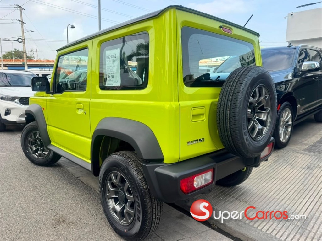 2027 Suzuki Jimny GLX — foto 7 / 12