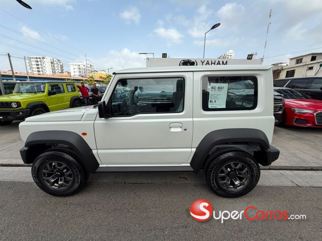 2027 Suzuki Jimny GLX — foto 4 / 12