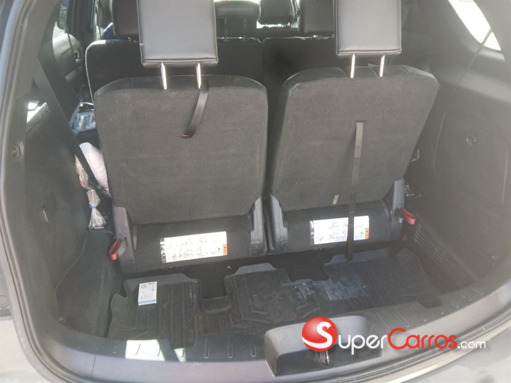 2017 Ford Explorer XLT — foto 9 / 12