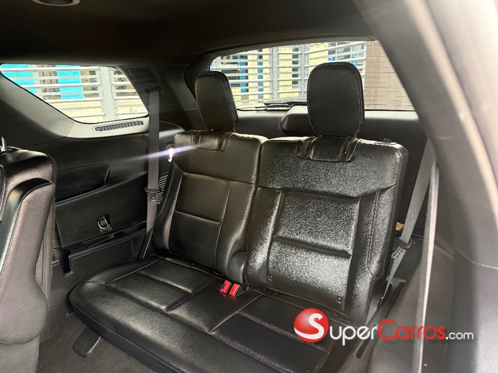 2021 Ford Explorer ST — foto 7 / 11