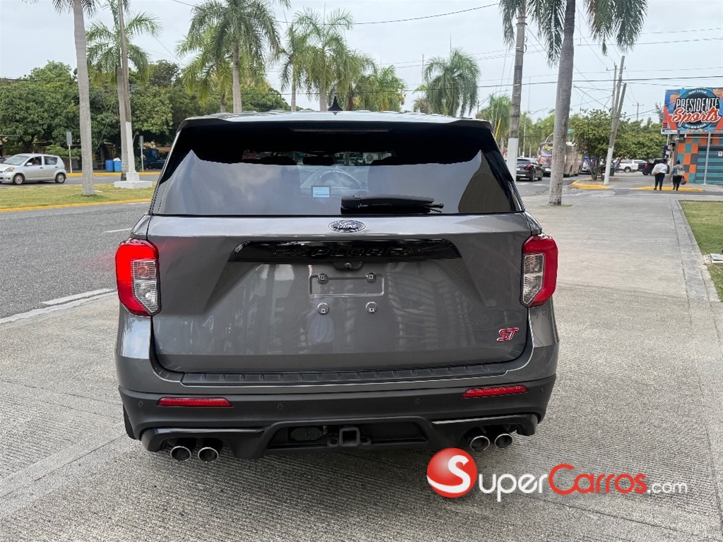 2021 Ford Explorer ST — foto 10 / 11