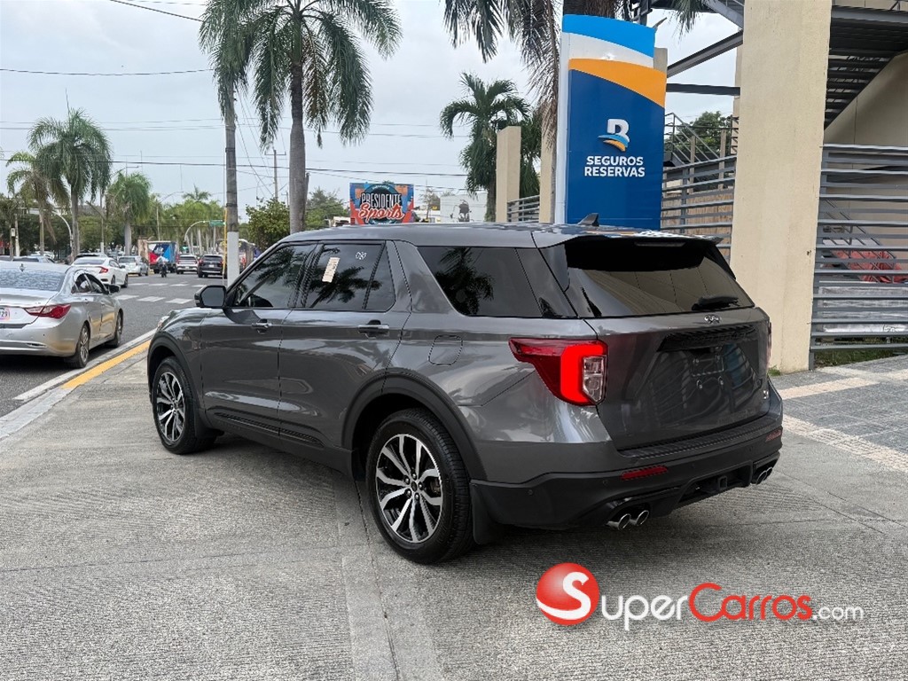 2021 Ford Explorer ST — foto 11 / 11