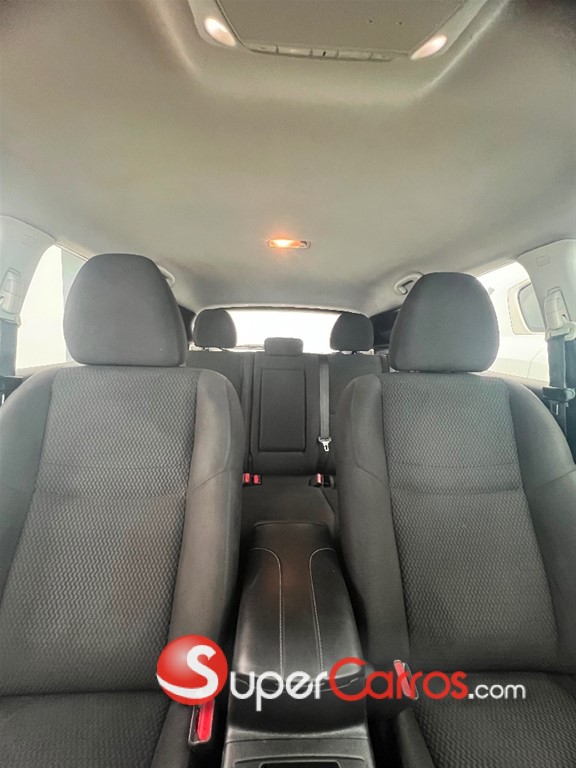 2021 Nissan Rogue Sport — foto 9 / 12