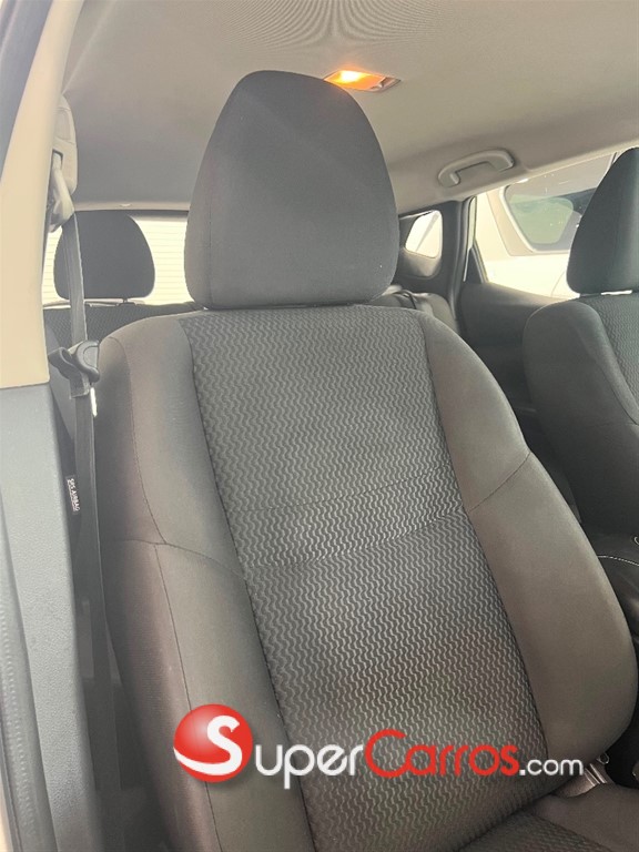 2021 Nissan Rogue Sport — foto 11 / 12