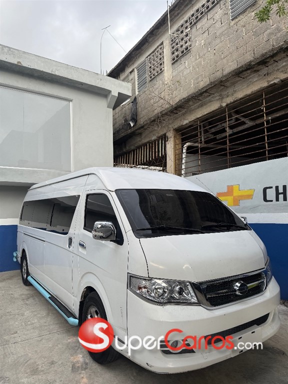 2023 Higer 23 Pasajeros — foto 3 / 10