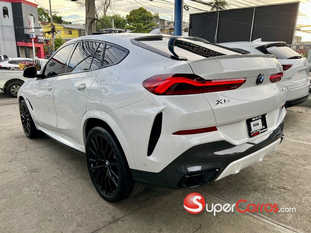 2020 BMW X 6 xDrive40i — foto 4 / 12