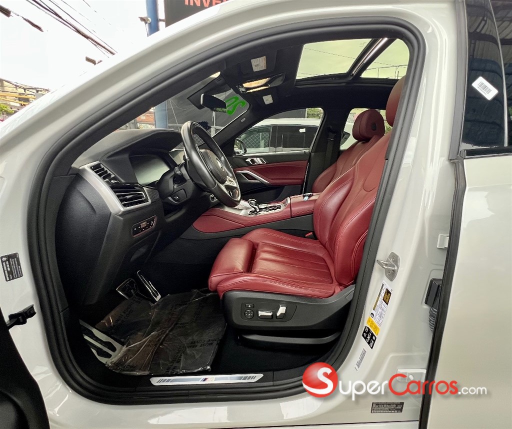 2020 BMW X 6 xDrive40i — foto 7 / 12