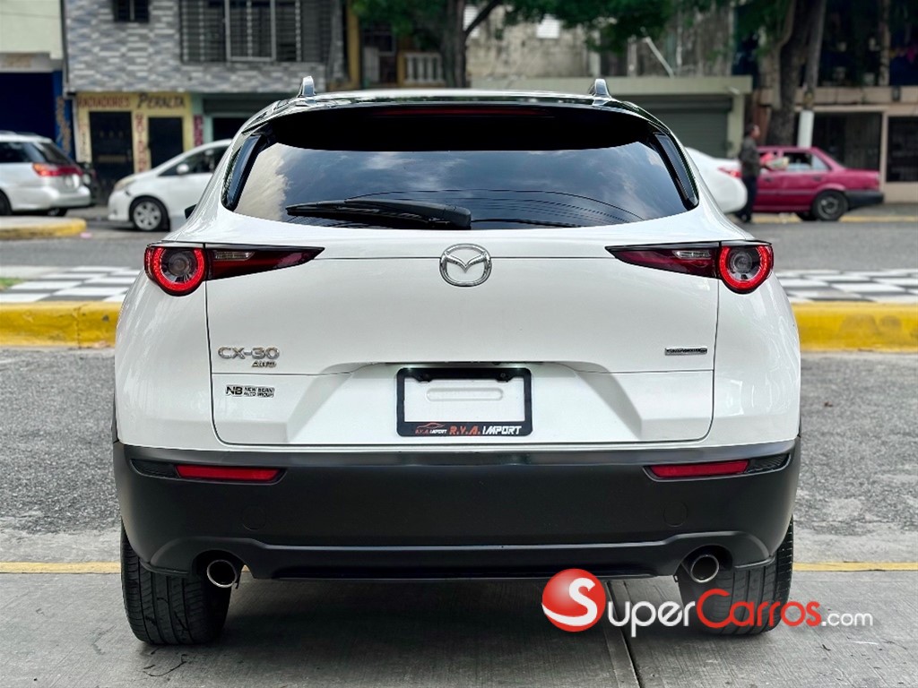 2021 Mazda CX-30 Select — foto 8 / 9