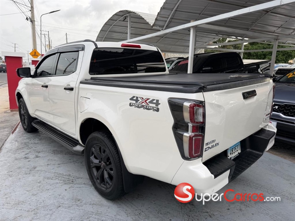 2023 Isuzu DMAX — foto 7 / 10