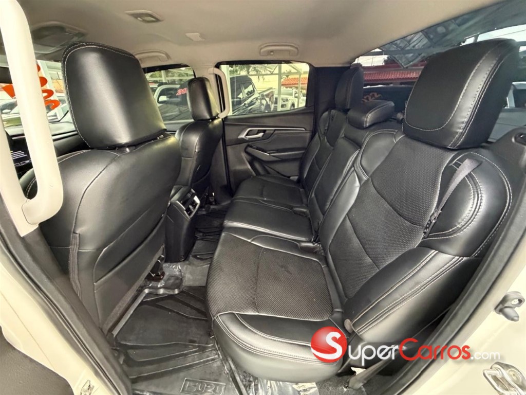 2023 Isuzu DMAX — foto 9 / 10