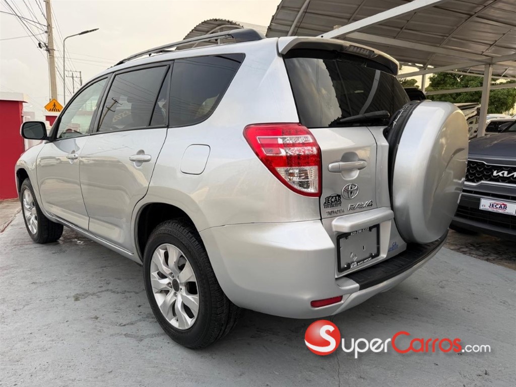 2010 Toyota RAV4 — foto 6 / 10