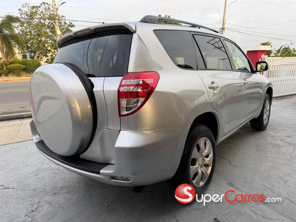 2010 Toyota RAV4 — foto 7 / 10
