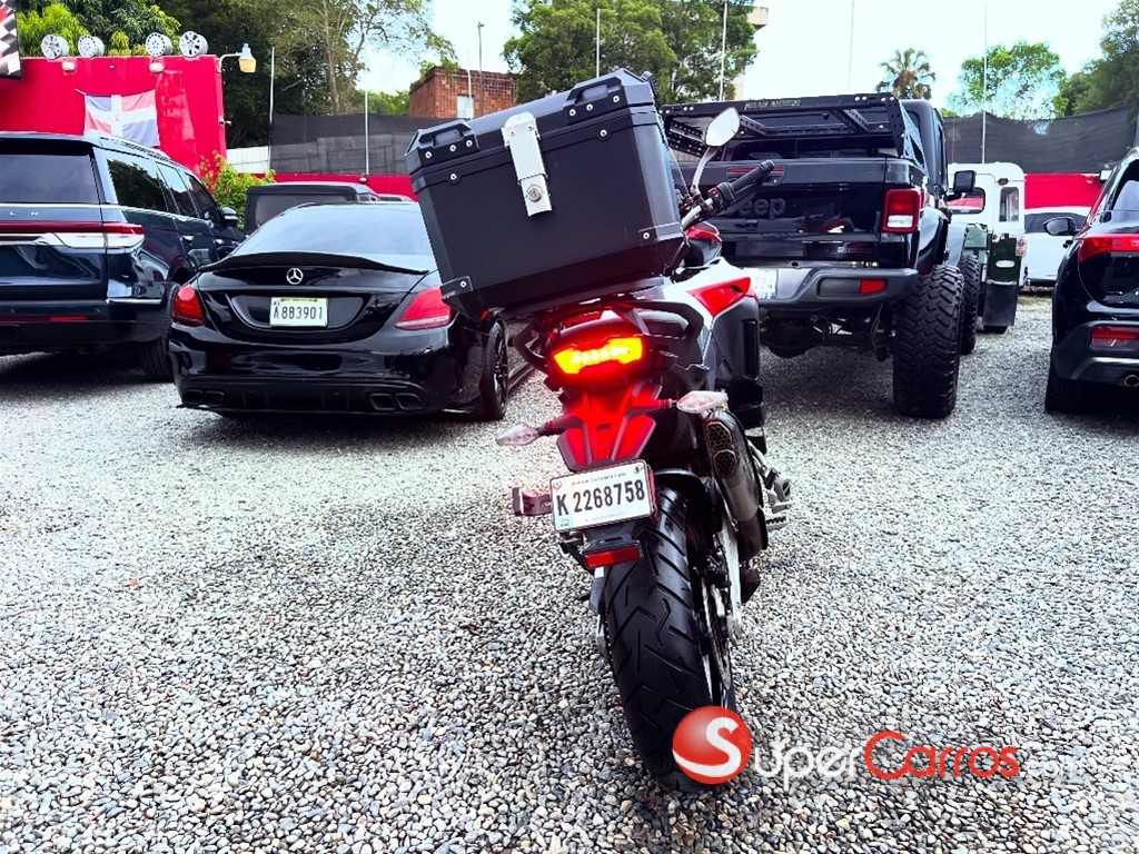 2021 Ducati Multistrada PIKES PEAK V4 — foto 6 / 12