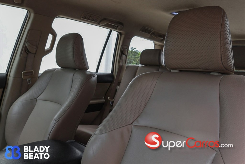 2011 Toyota Land Cruiser Prado VX — foto 3 / 12