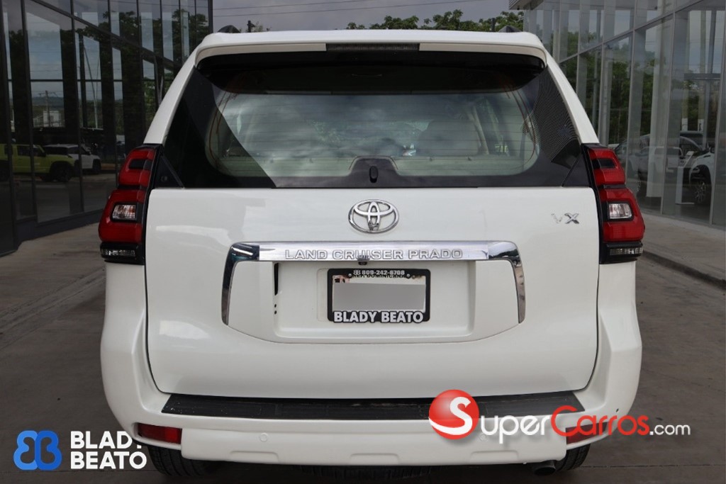 2011 Toyota Land Cruiser Prado VX — foto 9 / 12