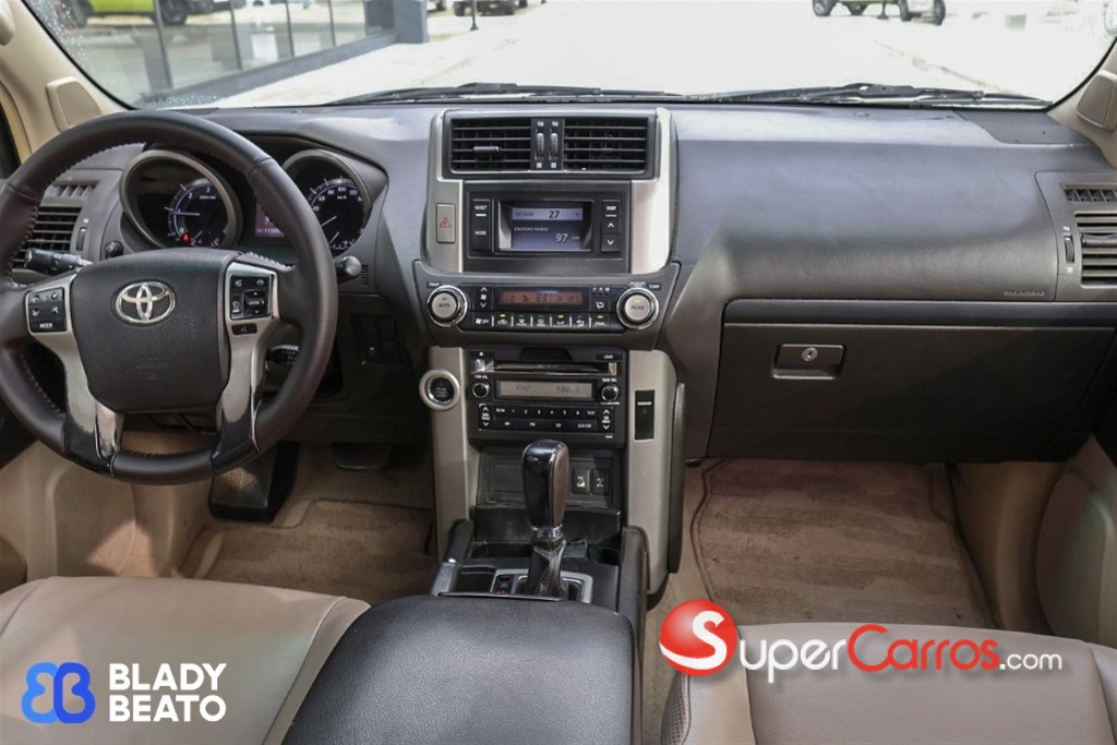 2011 Toyota Land Cruiser Prado VX — foto 10 / 12
