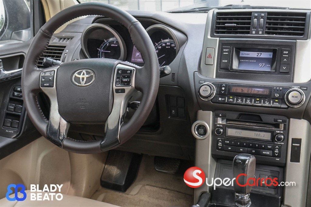 2011 Toyota Land Cruiser Prado VX — foto 11 / 12