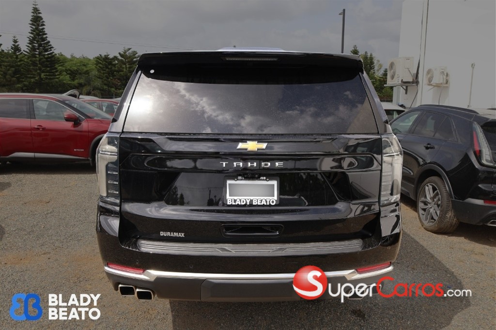 2025 Chevrolet Tahoe Duramax — foto 7 / 12