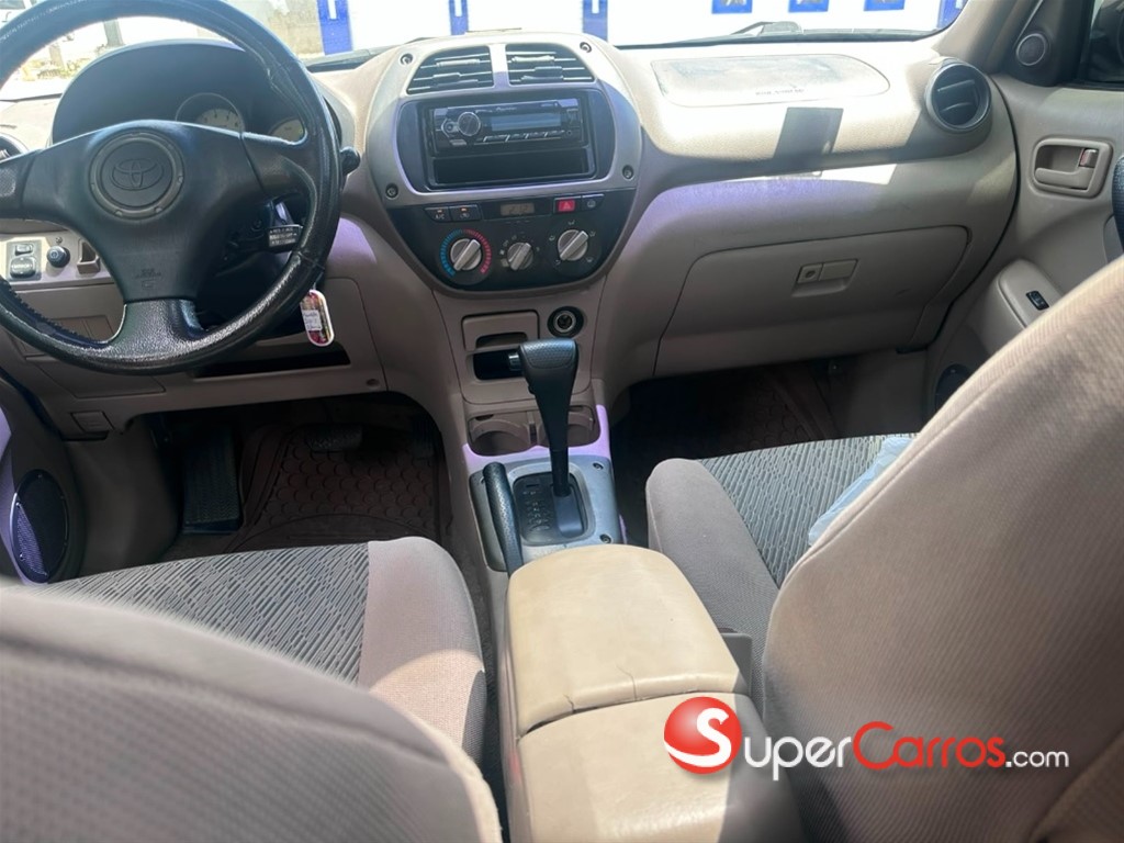 2003 Toyota RAV4 L — foto 3 / 6