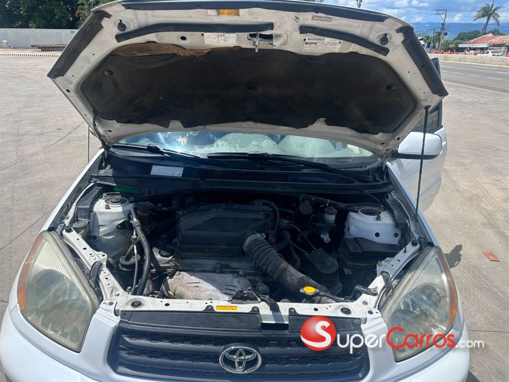 2003 Toyota RAV4 L — foto 5 / 6