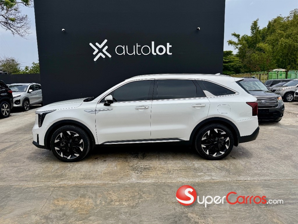2025 Kia Sorento Luxury — foto 2 / 9