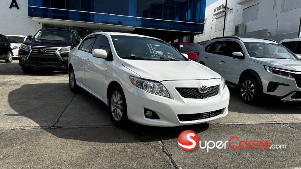 2010 Toyota Corolla — foto 1 / 8