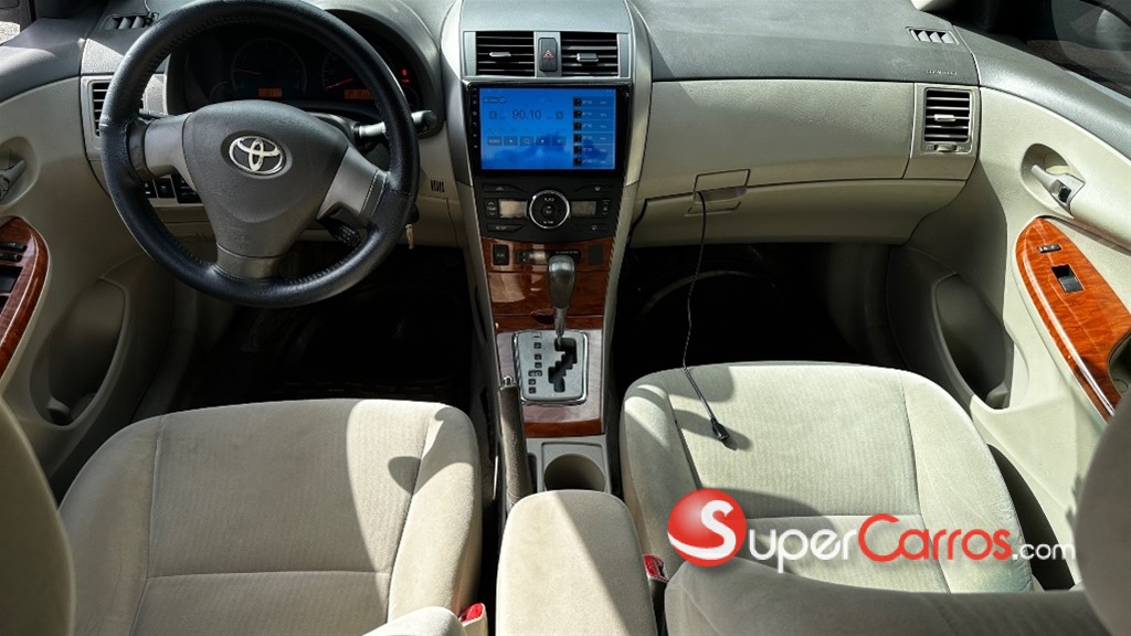 2010 Toyota Corolla — foto 6 / 8