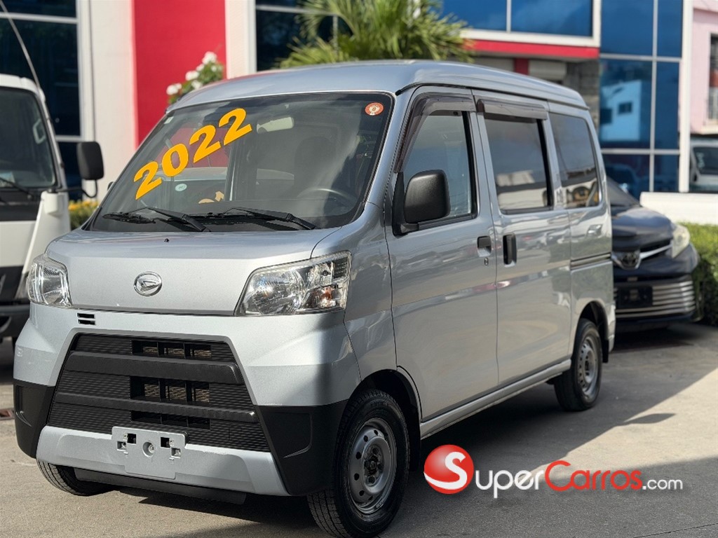 2022 Daihatsu Hijet Minivan — foto 2 / 8