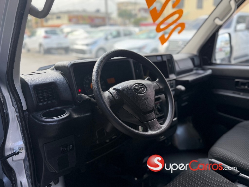 2022 Daihatsu Hijet Minivan — foto 5 / 8