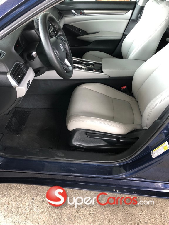 2020 Honda Accord LX — foto 7 / 10