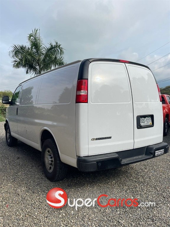 2022 Chevrolet Express G2500 — foto 3 / 11