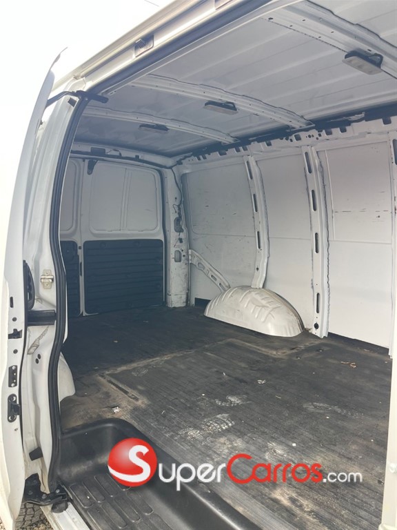 2022 Chevrolet Express G2500 — foto 9 / 11