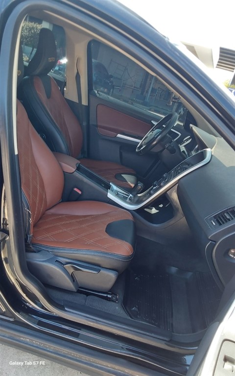 2011 Volvo XC60 — foto 3 / 8