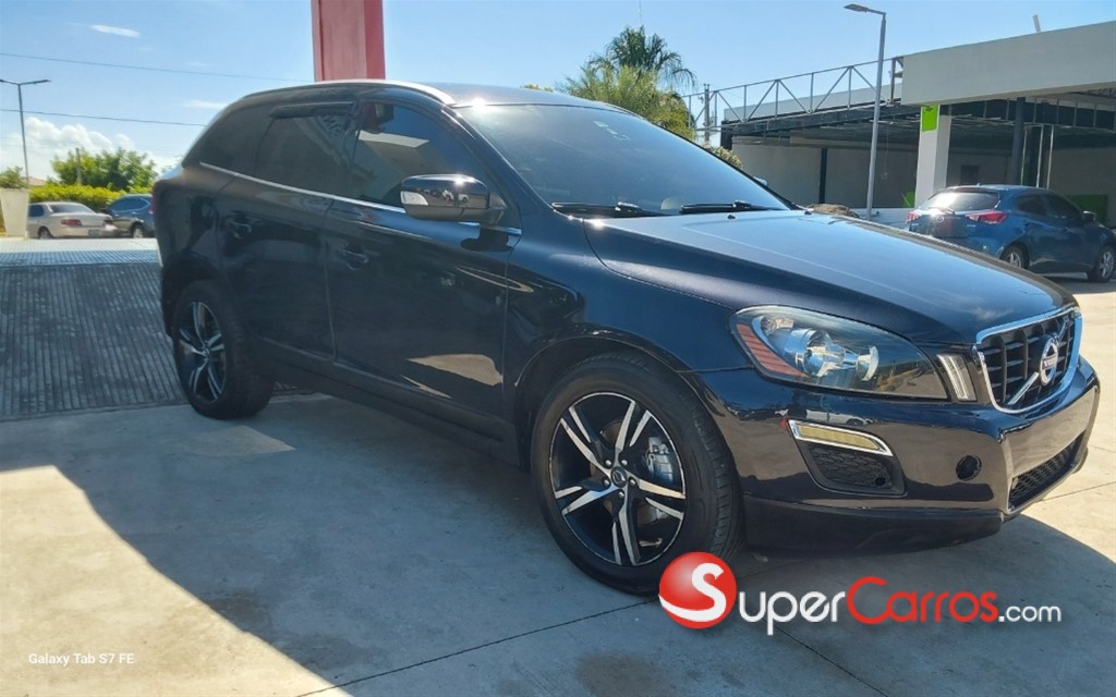 2011 Volvo XC60 — foto 4 / 8